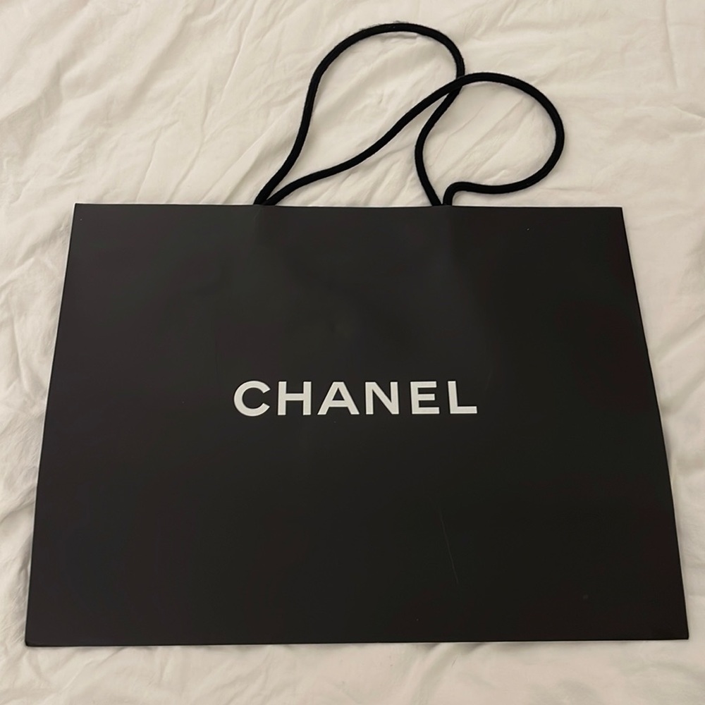 Chanel shopping bag